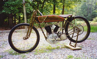 [green 1926 
		Harley Davidson 2-Cam racer]