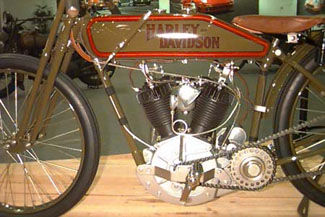[3/4 view of left side of 1926 Harley-Davidson 2-Cam]